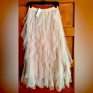 Tulle ruffle skirt NEW NWT!!  Sz Small, S Taupe!!  So beautiful!!!  Summer!